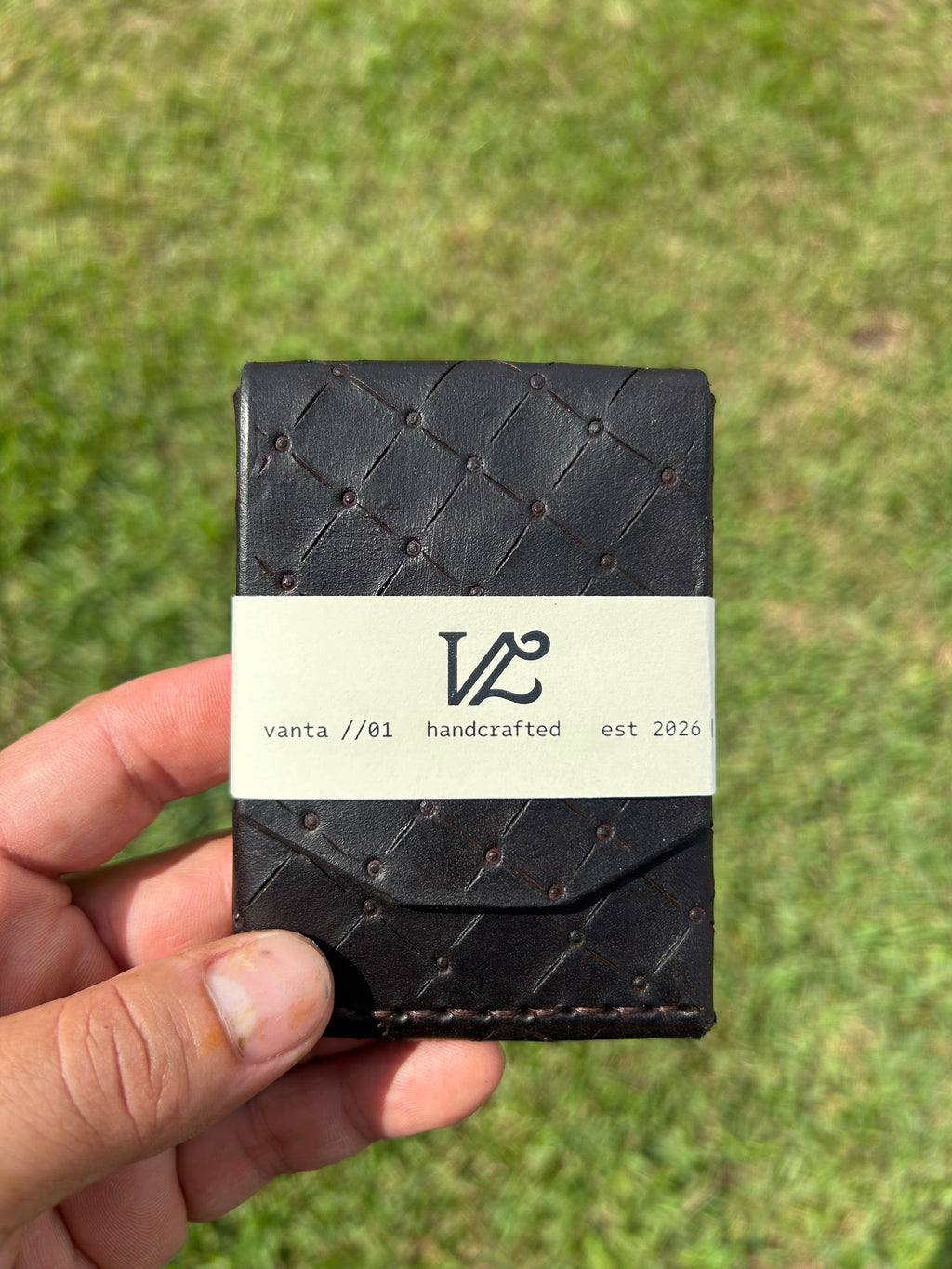 vanta //01 brown (quilted)